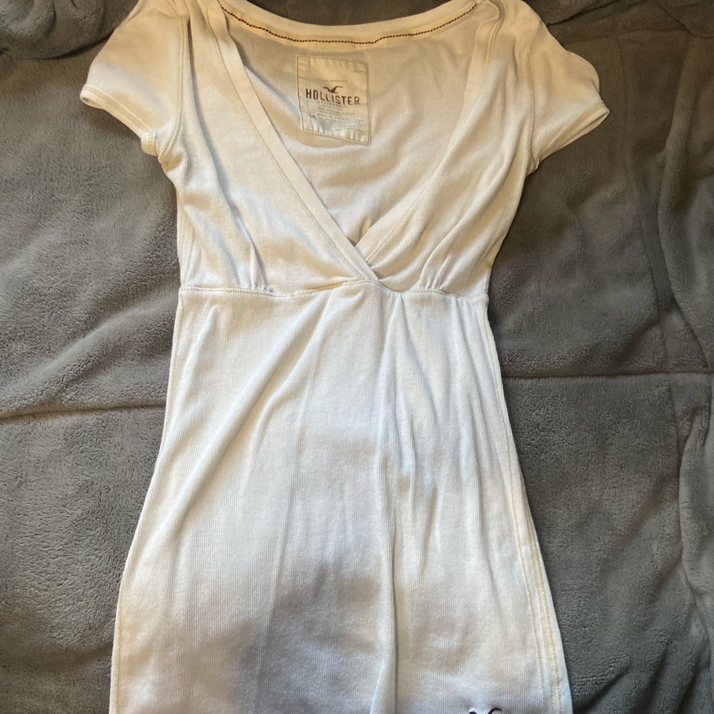 White Hollister Tee Md